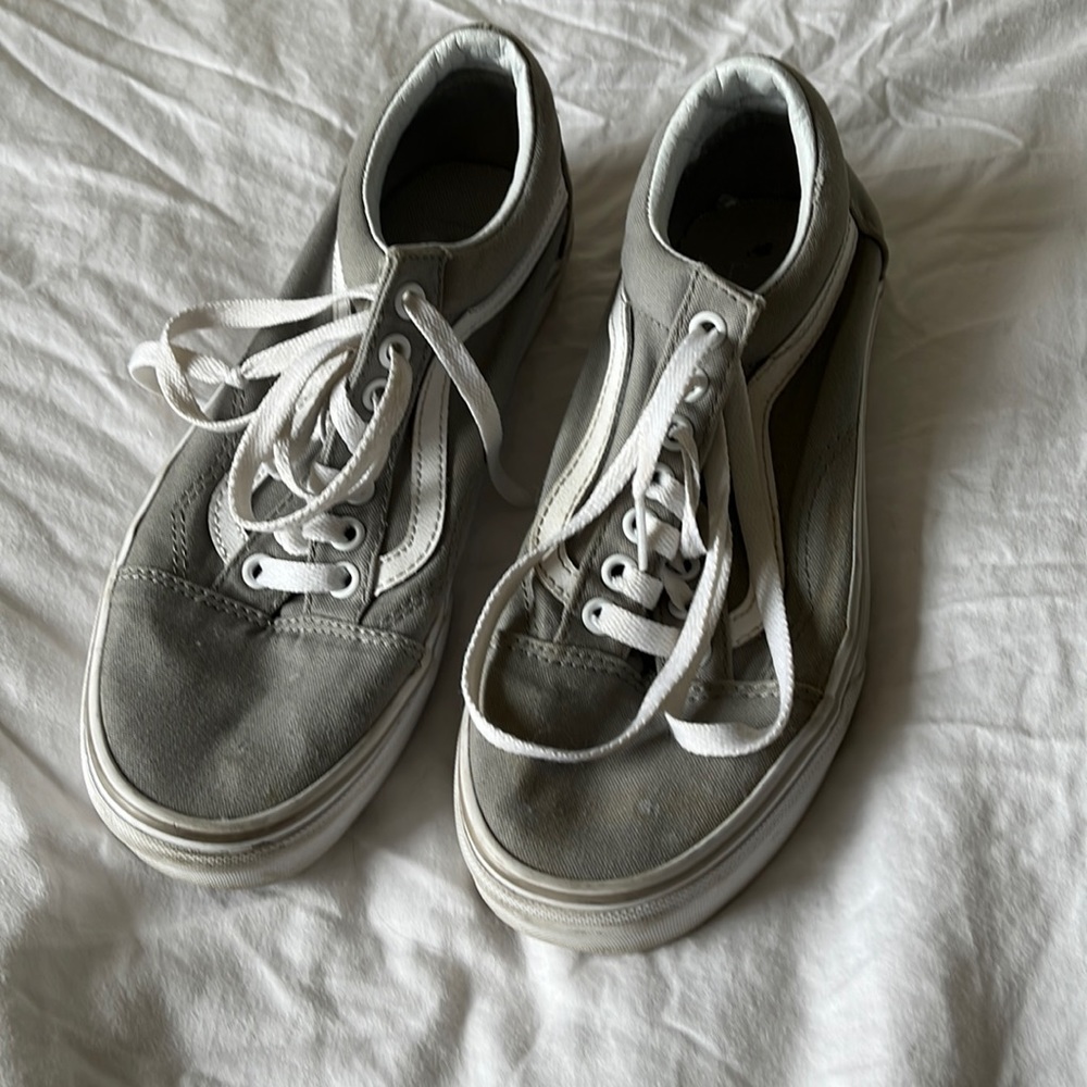 grey vans